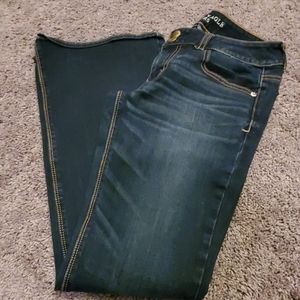 Womens american eagle Jean's 8 SHORT